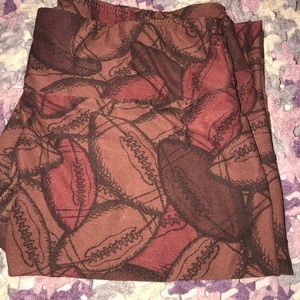 Tc Lularoe football leggings